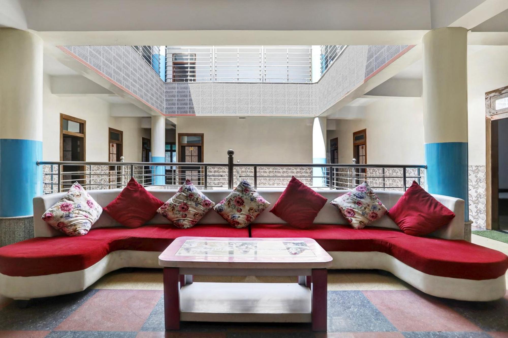 โอโย 68974 โฮเต็ล ประทับ พลาซา Hotel ภารัตปูร์ ภายนอก รูปภาพ