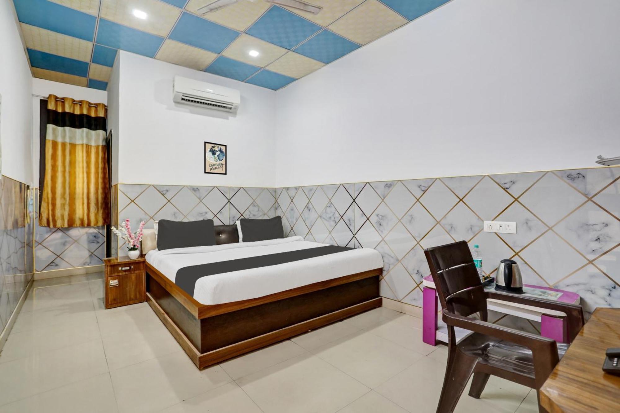 โอโย 68974 โฮเต็ล ประทับ พลาซา Hotel ภารัตปูร์ ภายนอก รูปภาพ